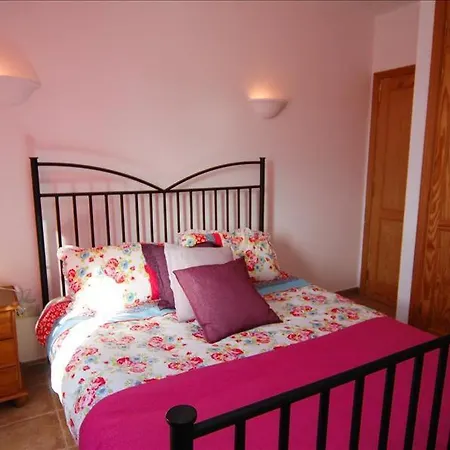 Holiday home Bungalow Sleeps 4 Nazaret
