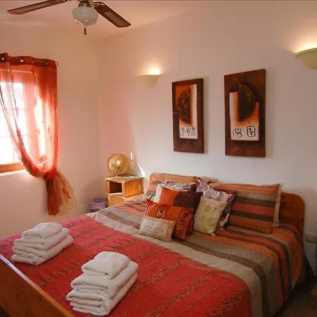 Holiday home Bungalow Sleeps 4